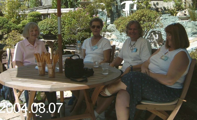 ../Images/Dorothy-XYL-YA4F, Margaret-XYL-G8BFL, Ann-XYL-WA6VCR and Tricia G4KYY XYL of G3ZYY.jpg